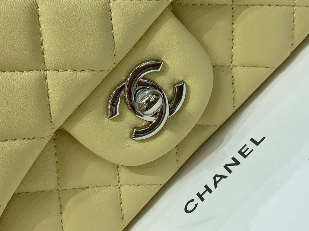 MINI SQUARE FLAP BAG 17CM YELLOW LAMBSKIN SILVER HARDWARE