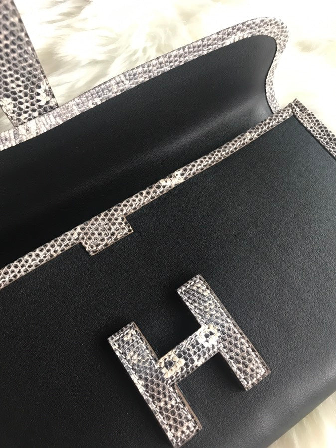JIGE ELAN 29 CLUTCH IN BLACK CALFSKIN WITH WHITE LIZARD SKIN