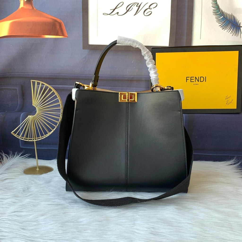 Peekaboo X-lite medium 30cm Bag black lambskin gold hardware