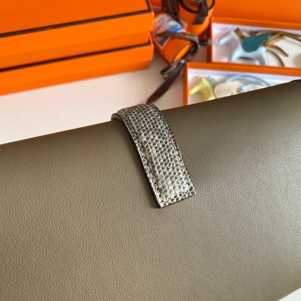 JIGE ELAN 29 CLUTCH IN CHOCOLATE BROWN CALFSKIN WITH WHTE LIZARD SKIN