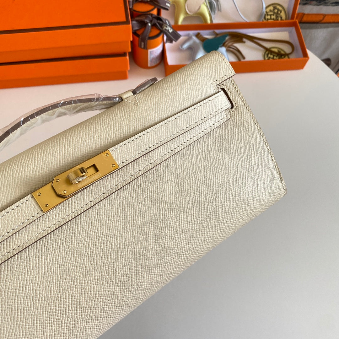 KELLY CUT 31 IN BEIGE CREAM CALFSKIN WITH GOLD HARDWARE