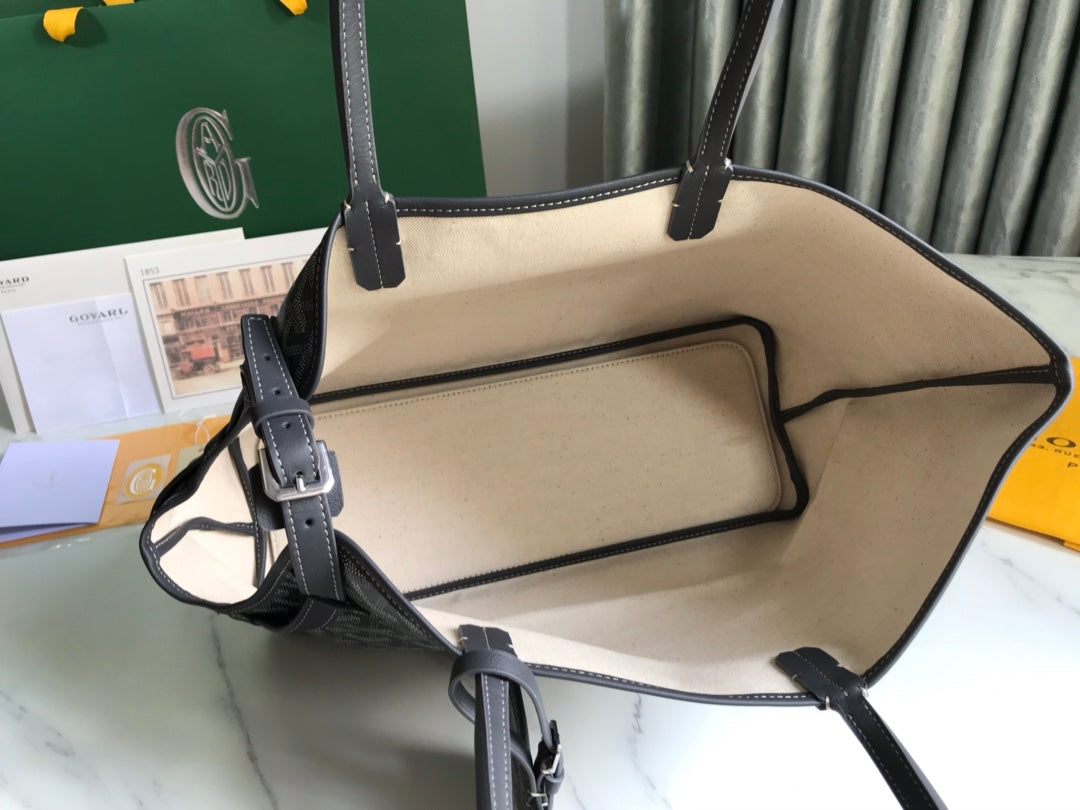 CHIEN GRIS BAG 33 IN GREY BLACK GOYARDINE CANVAS AND CALFSKIN TRIM