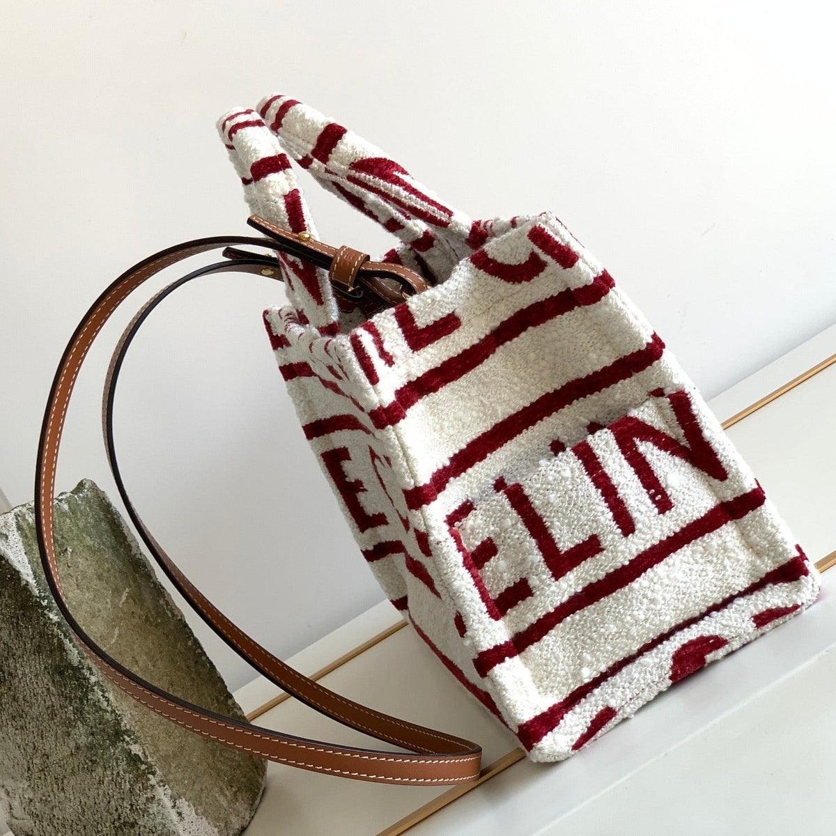 TRIOMPHE 29 FABRIC WHITE RED