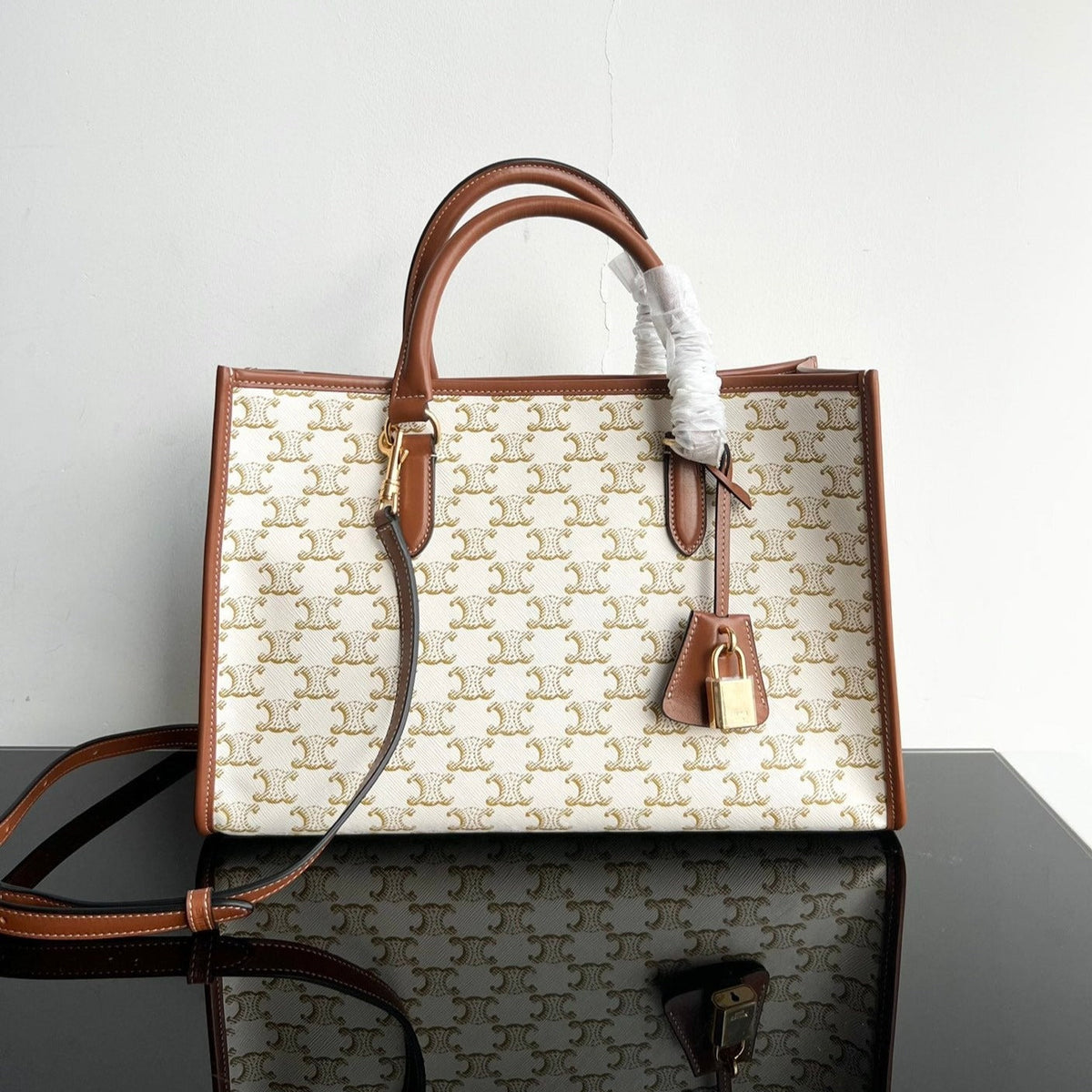 TRIOMPHE CABAS 35 WHITE CREAM CALFSKIN TOTE