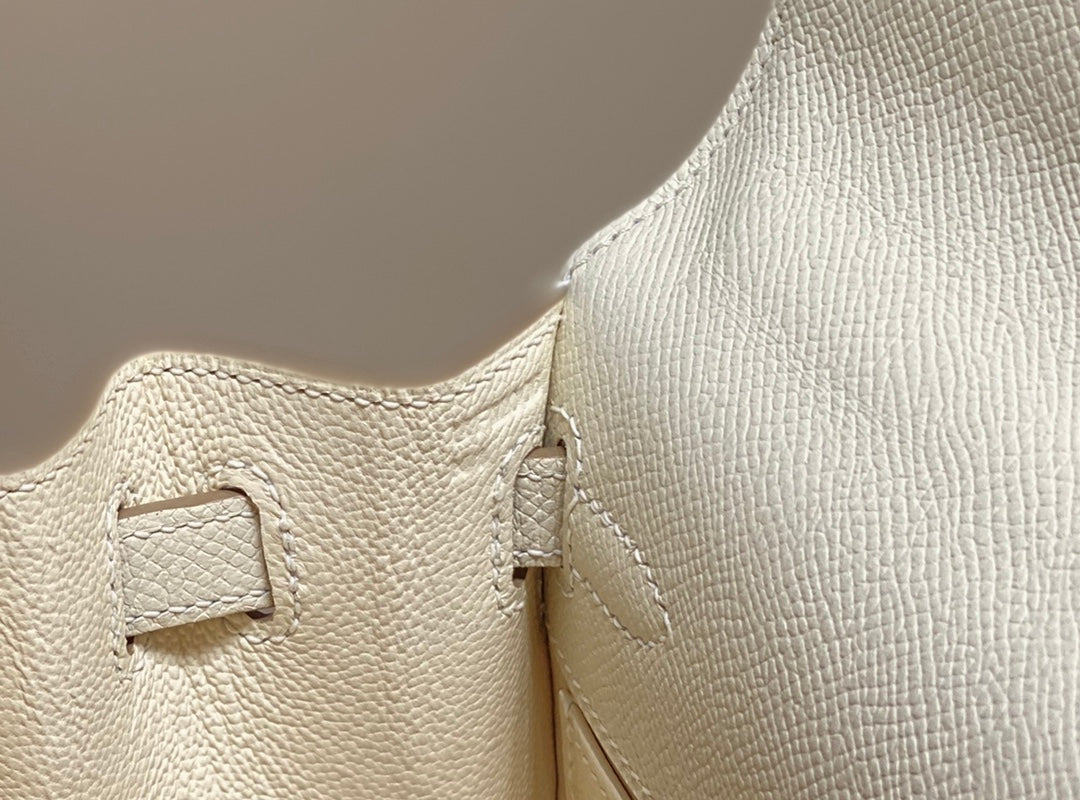 KELLY MINI 20 BAG IN WHITE CALFSKIN WITH GOLD HARDWARE