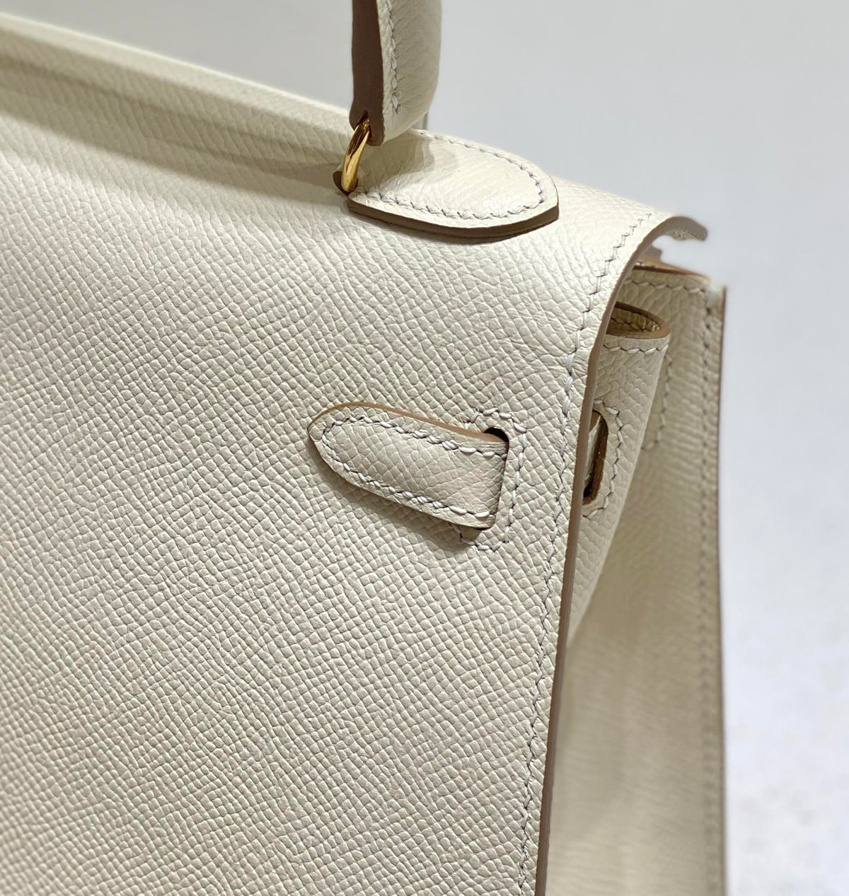 KELLY MINI 20 BAG IN WHITE CALFSKIN WITH GOLD HARDWARE