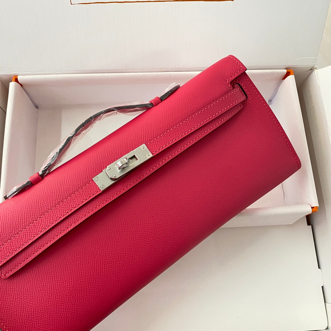 KELLY CUT 31 IN CHERRY RED CALFSKIN WITH SILVER HARDWARE