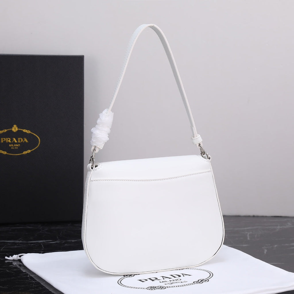 PRA 23 BAG IN BLACK CALFSKIN SILVER HARDWARE