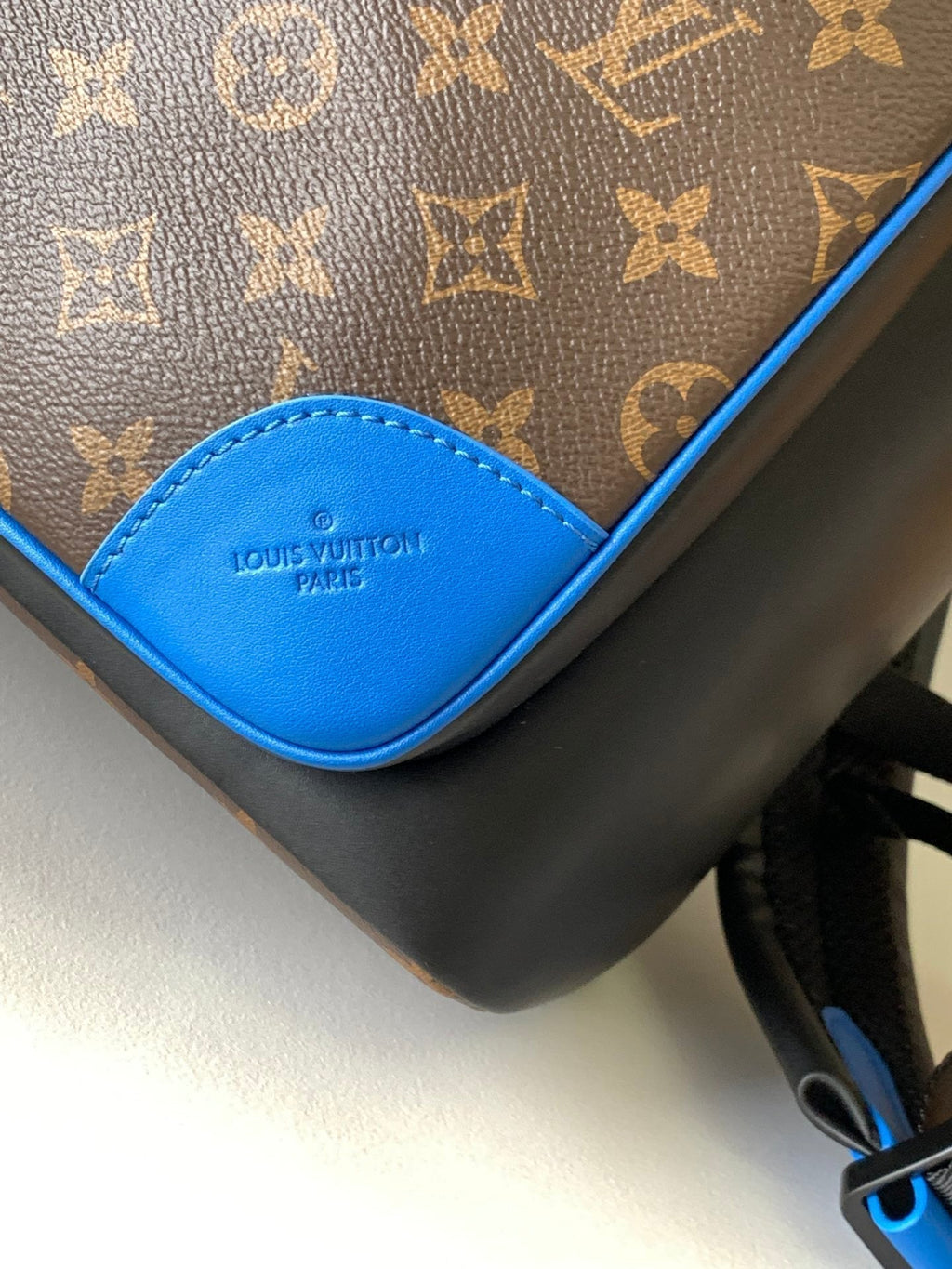 DEAN BACKPACK 42 IN BLUE AND BROWN MONOGRAM CANVAS