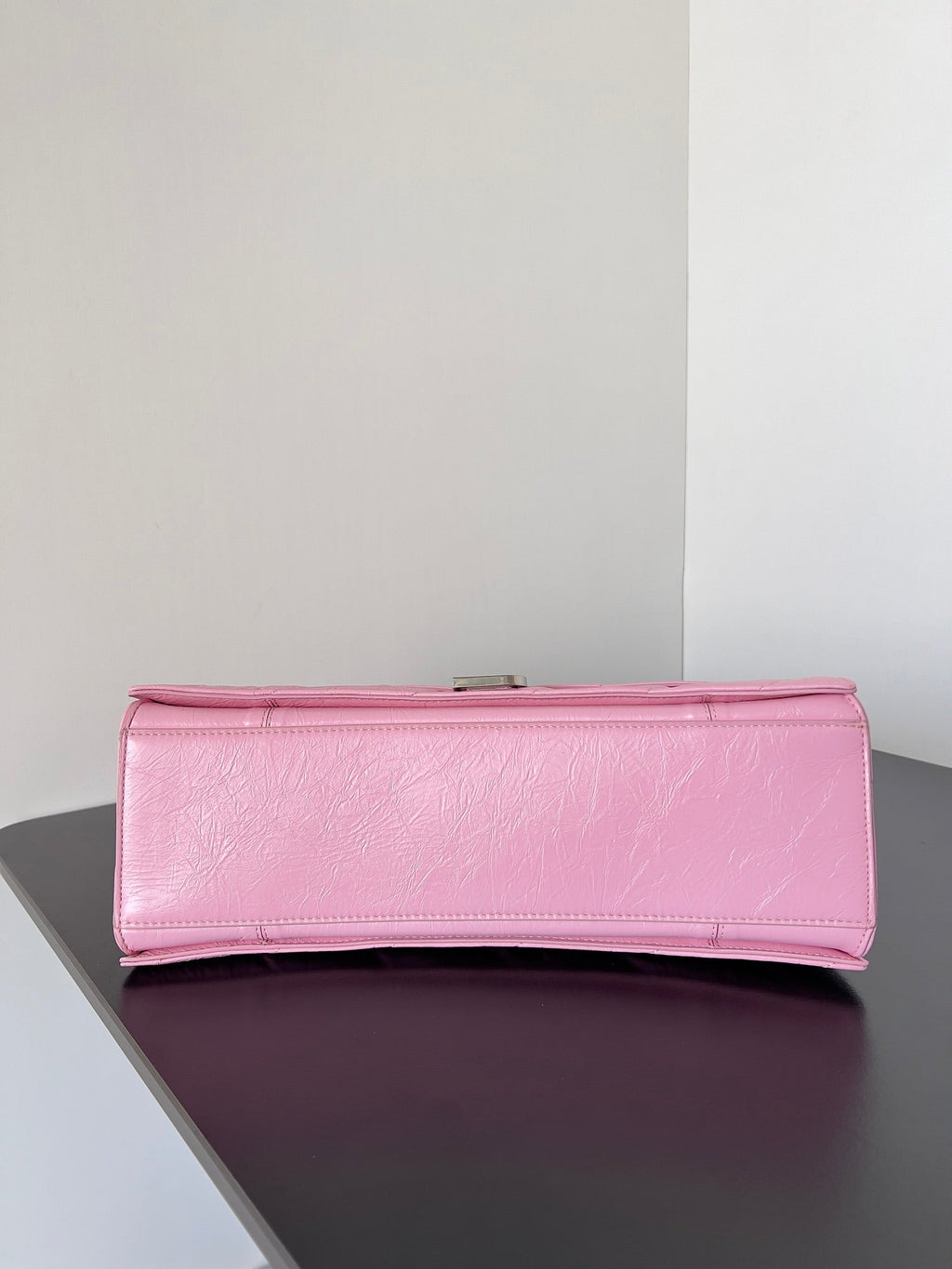 CRUSH CHAINED BAG 32 IN PINK QUILTED CRUSHED CALFSKIN SILVER HARDWARE