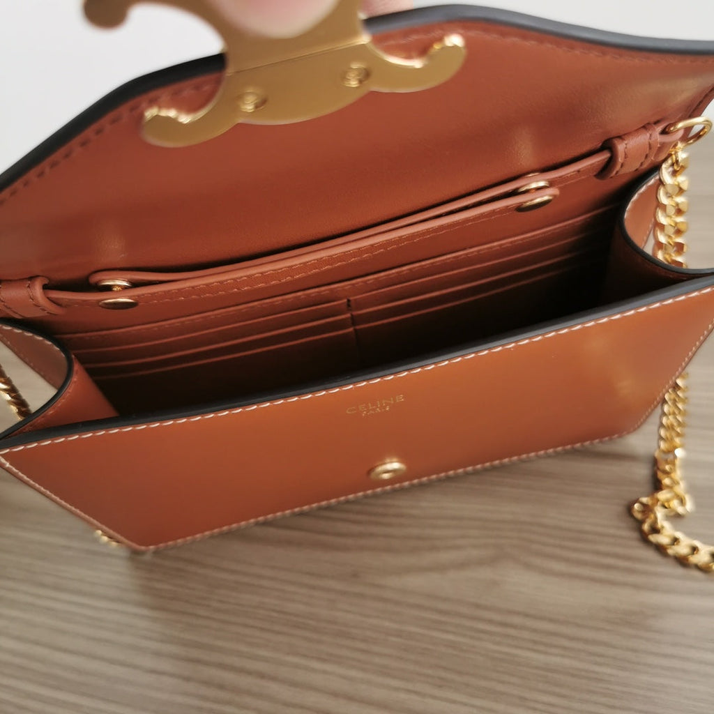 WALLET ON CHAIN MARGO 19 IN RUST ORANGE SMOOTH CALFSKIN GOLD HARDWARE