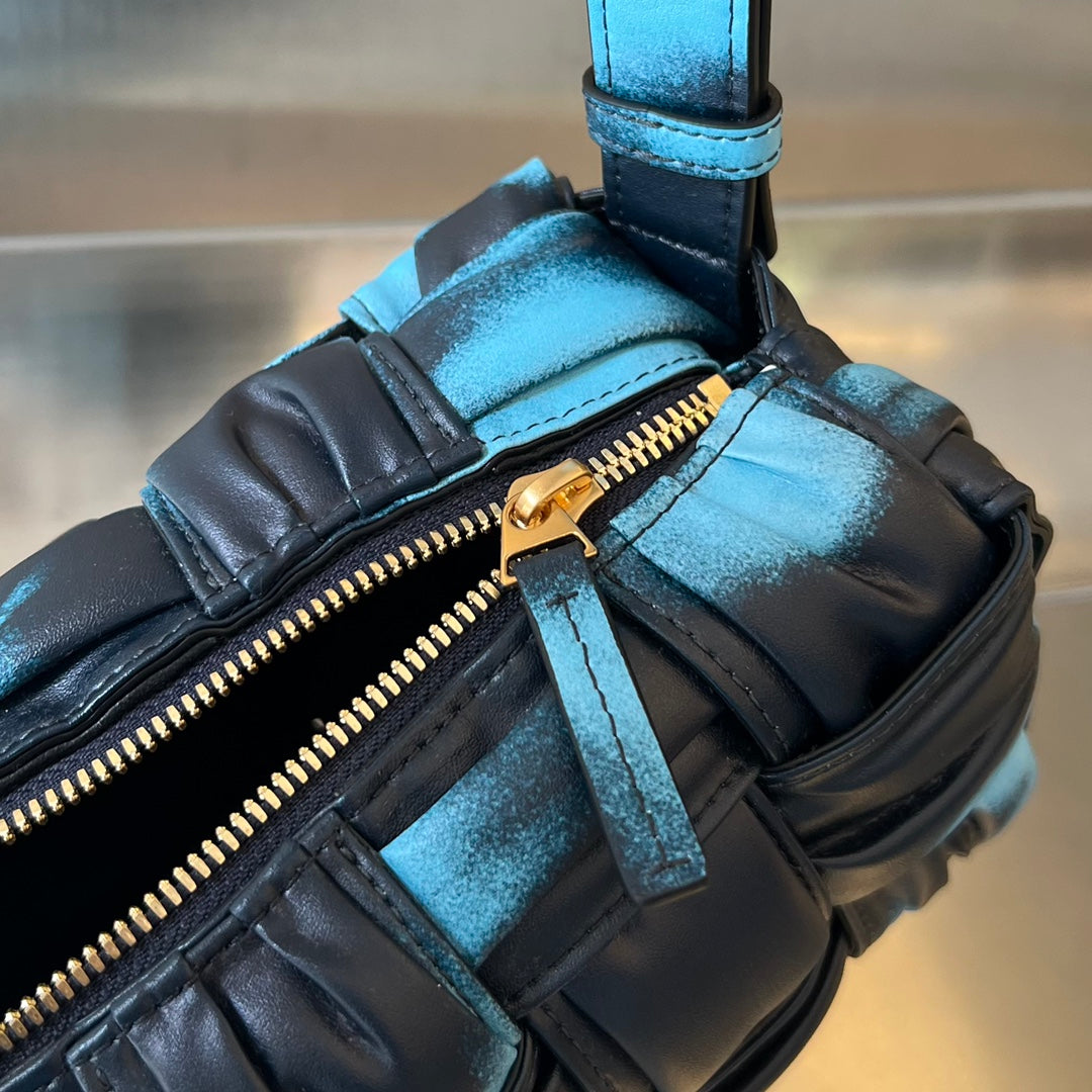 SMALL BRICK CASSETTE 23 IN SKY BLUE MIX BLACK LAMBSKIN