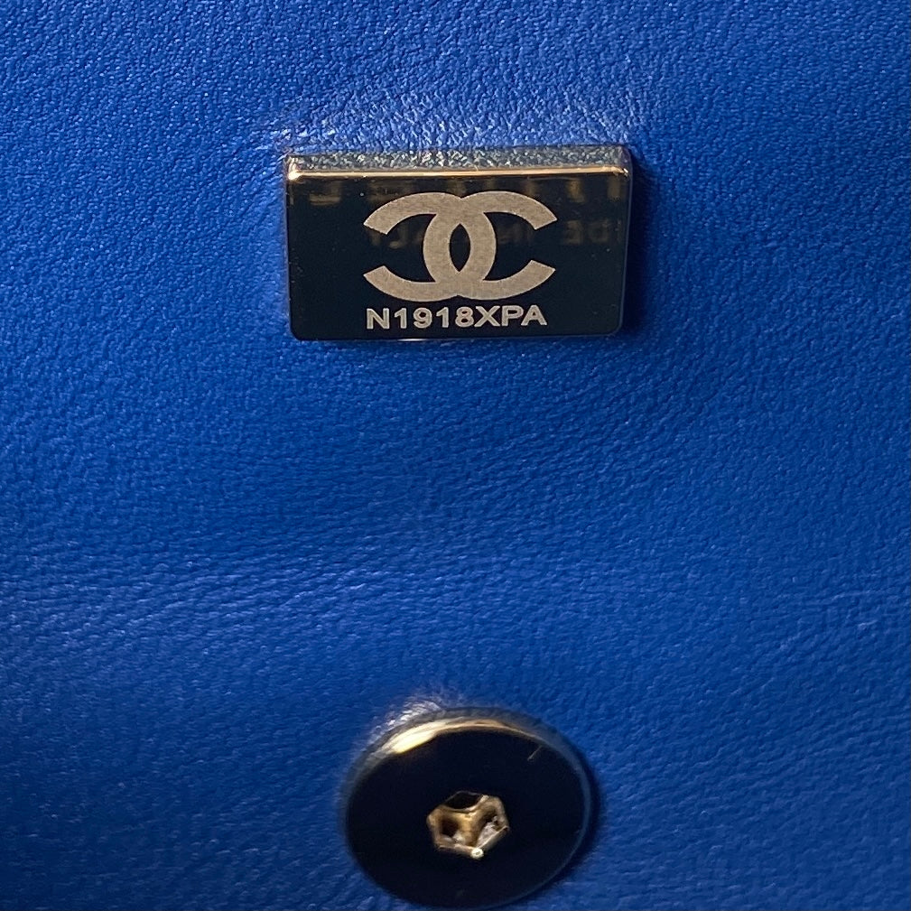 CC 26 CLUTCH WITH CHAIN BAG IN COBALT BLUE CALFSKIN