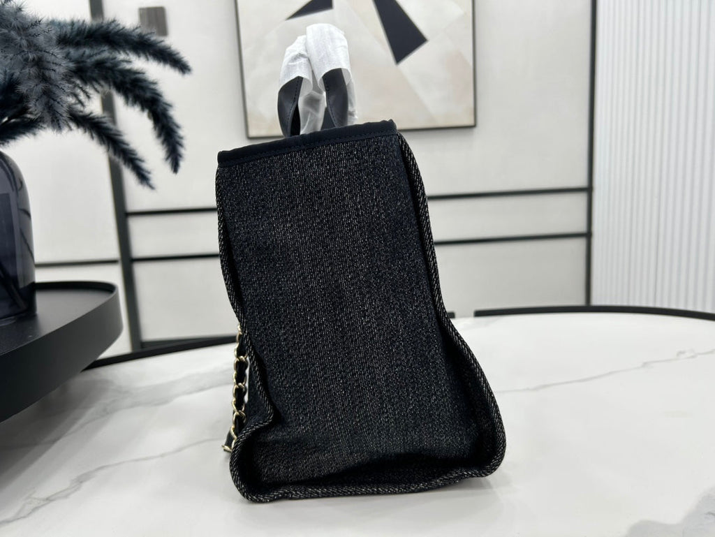 CC DEAUVILLE LARGE 38 TOTE BAG IN BLACK CANVAS WITH WHITE LOGO EMBROIDERED