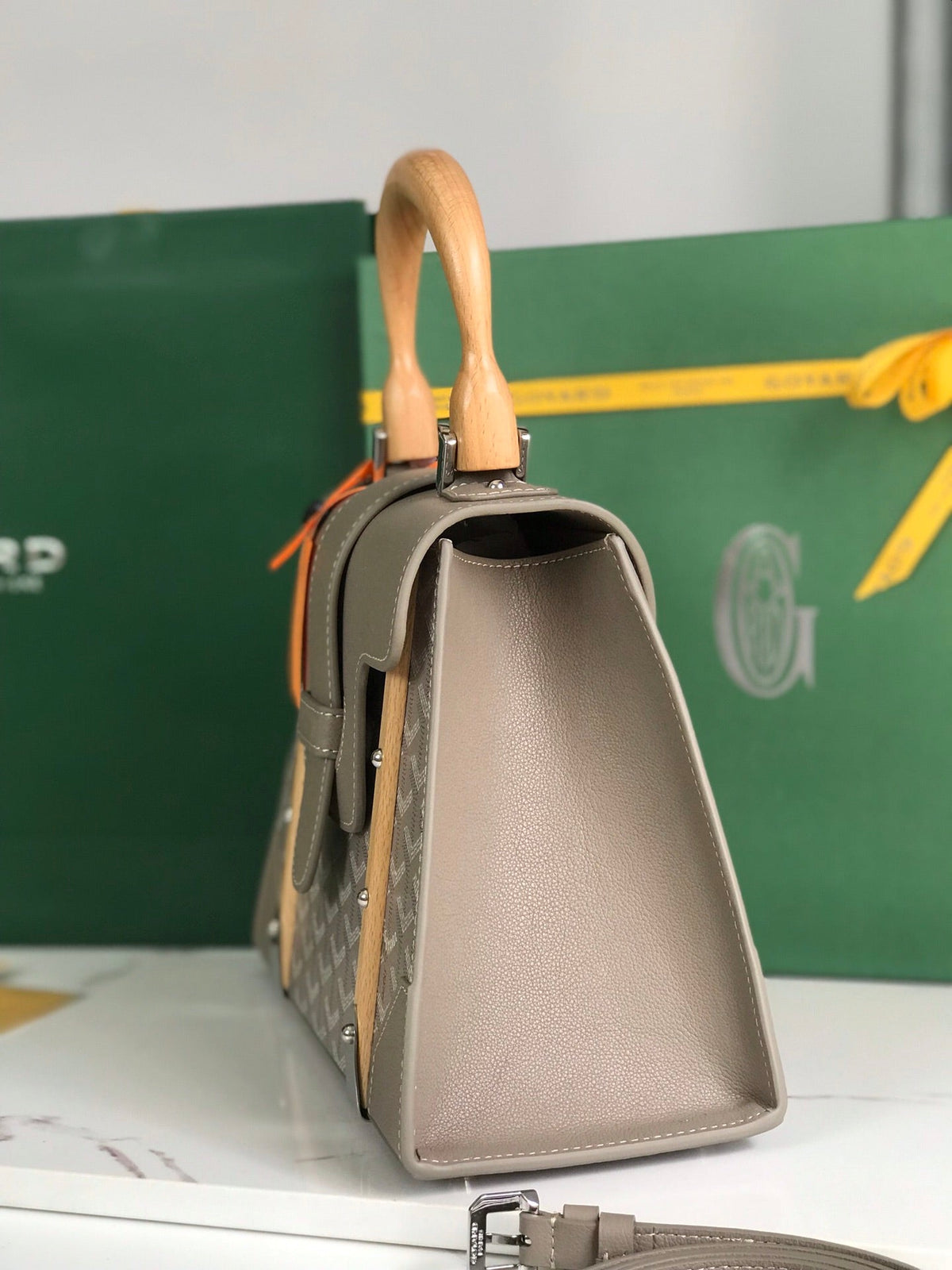 SAÏGON PM BAG 28 IN DESERT GOYARDINE CANVAS AND CALFSKIN