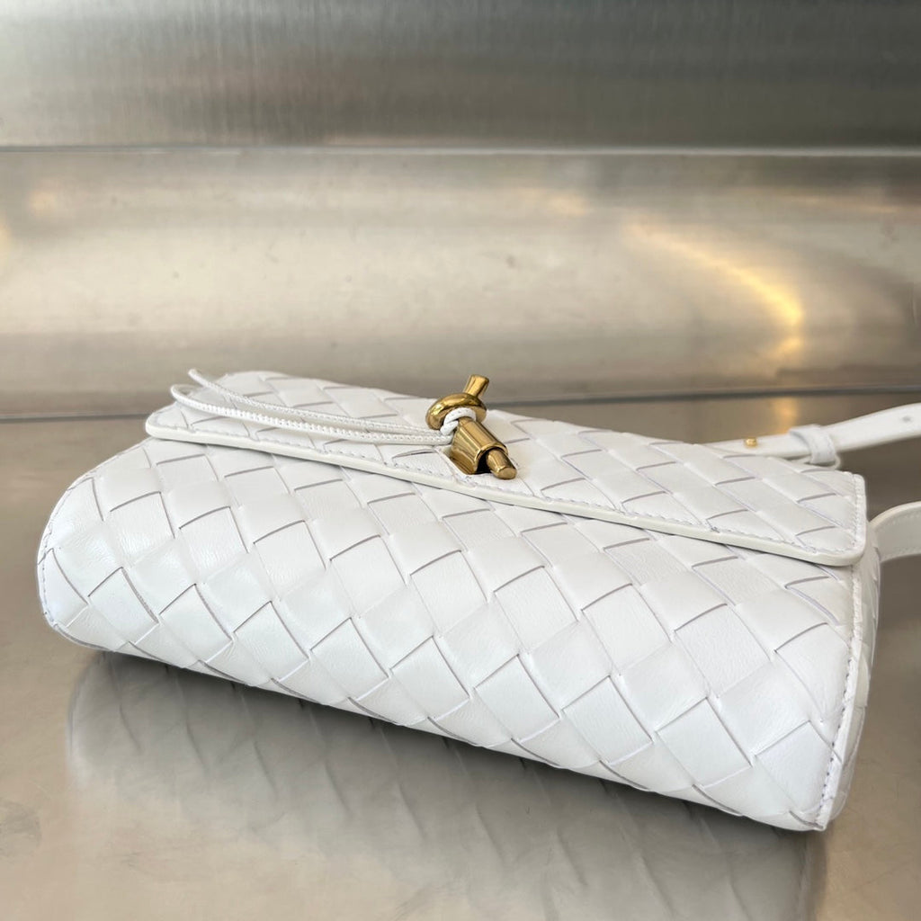 ANDIAMO 21 IN WHITE LAMBSKIN