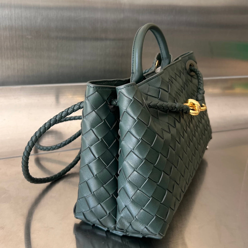 SMALL ANDIAMO 29 IN DARK GREEN LAMBSKIN