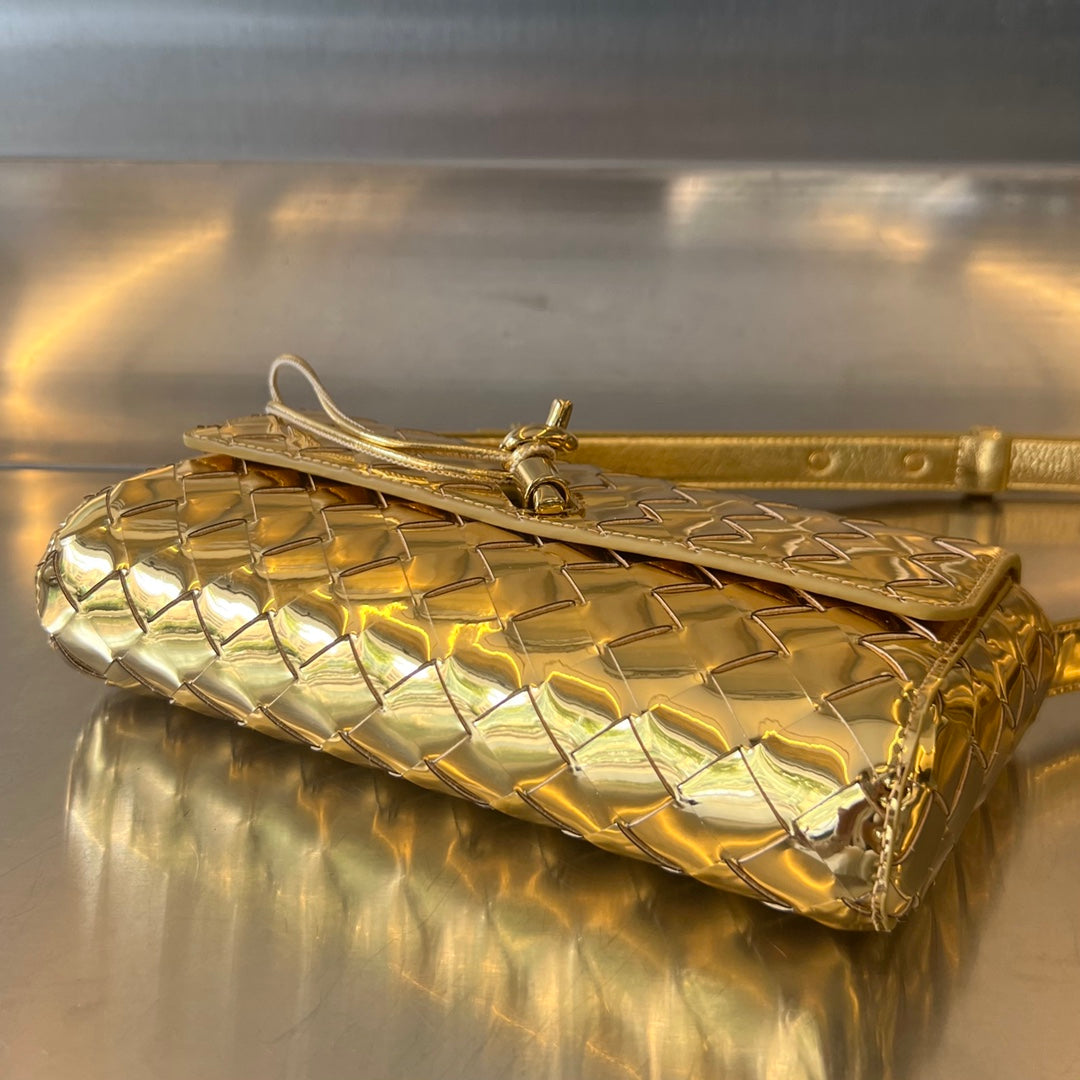 ANDIAMO 21 IN GOLDEN LAMBSKIN