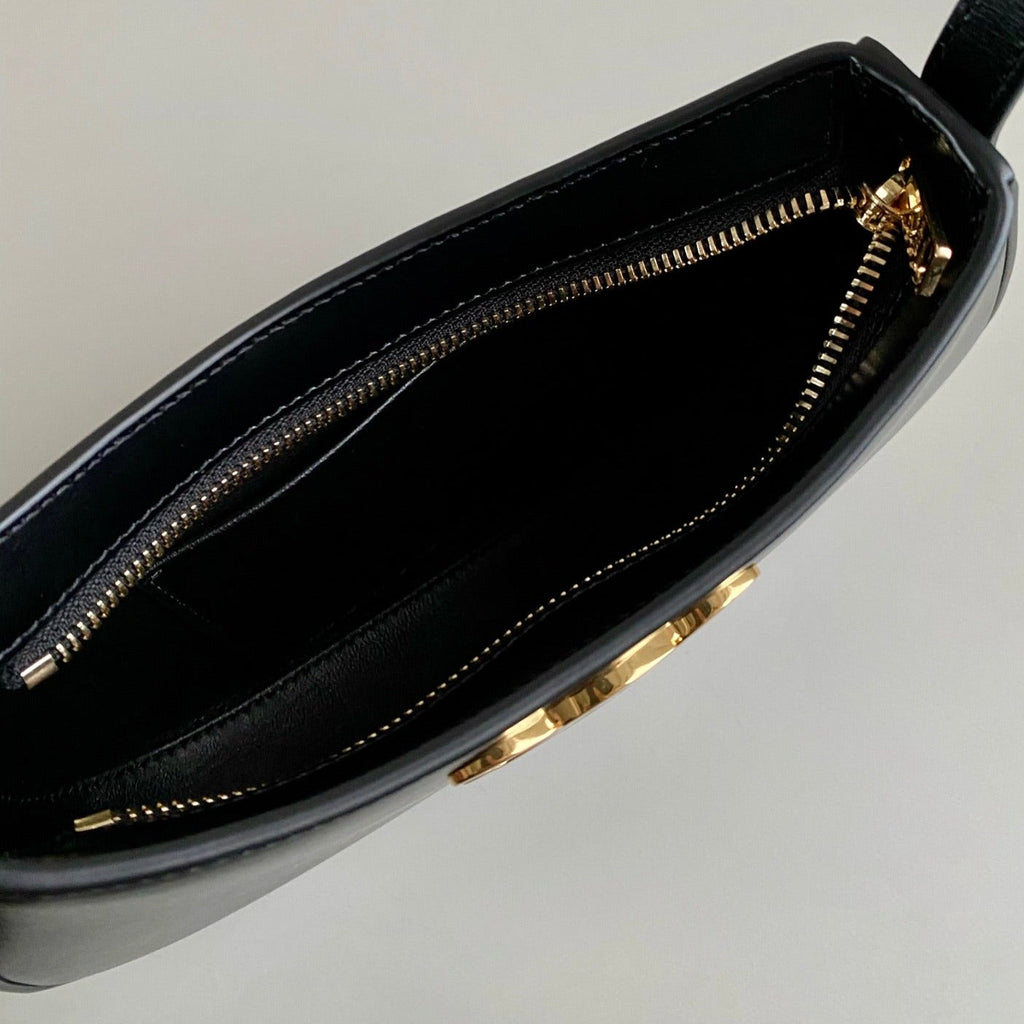 TRIOMPHE 22 BLACK CALFSKIN