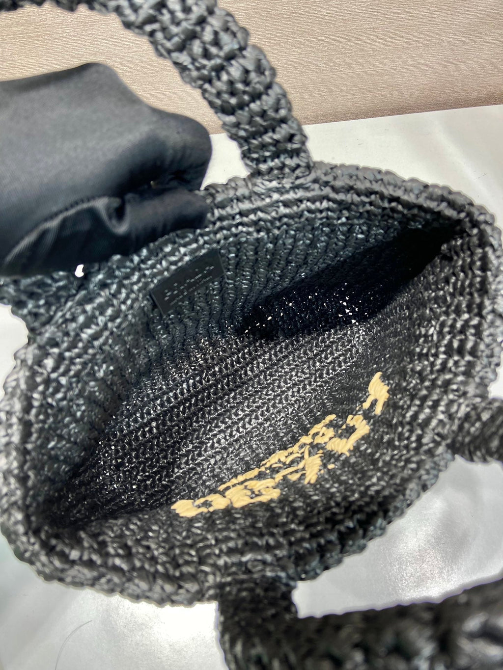 SMALL CROCHET TOTE BAG 24 IN BLACK MIX YELLOW RAFFIA