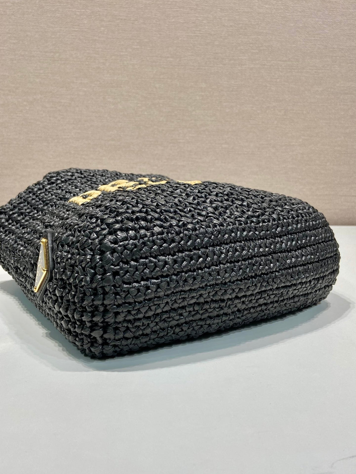 SMALL CROCHET TOTE BAG 24 IN BLACK MIX YELLOW RAFFIA