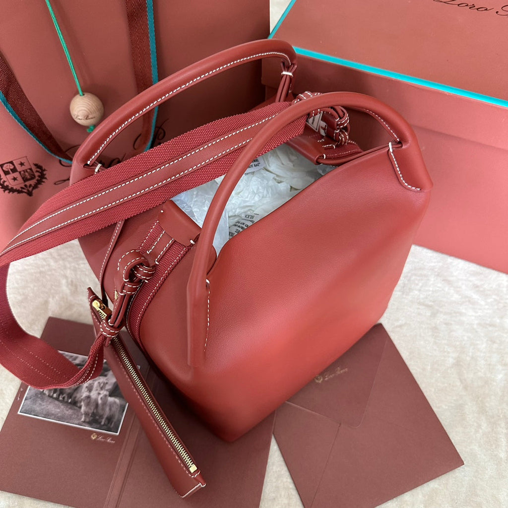 MEDIUM 36 BAG IN VERMILION RED CALFSKIN WITH GOLD HARDWARE