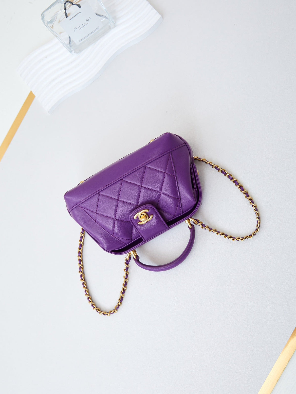 SMALL TOP HANDLE BAG 18 IN PURPLE OIL-WAX LAMBSKIN GOLD HARDWARE
