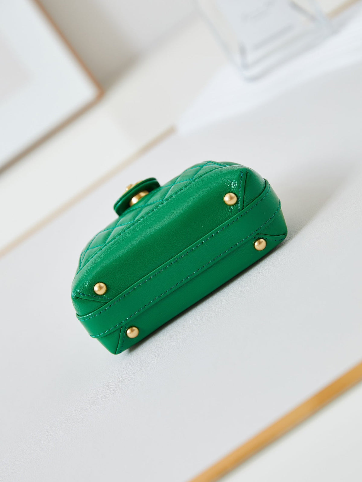 MINI TOP HANDLE BAG 13 IN GREEN OIL-WAX LAMBSKIN GOLD HARDWARE