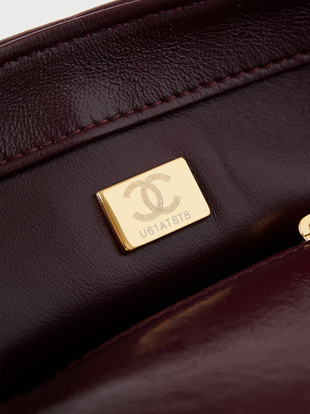FLAP BAG WITH TOP HANDLE 19 IN WINE RED OIL-WAX LAMBSKIN GOLD HARDWARE
