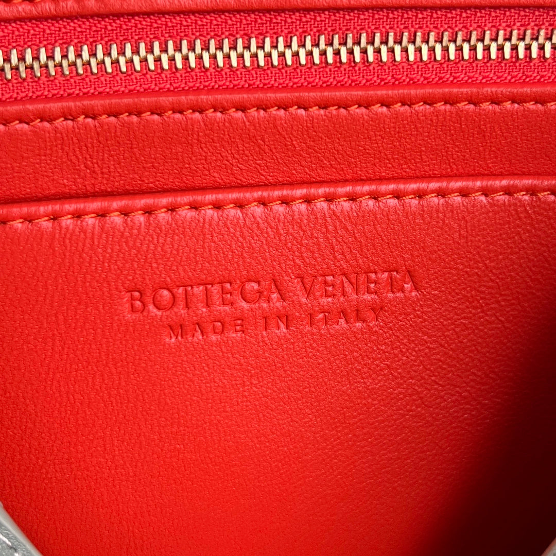 EAST WEST ANDIAMO BAG 29 IN ORANGE AND LIGHT GREEN CALFSKIN