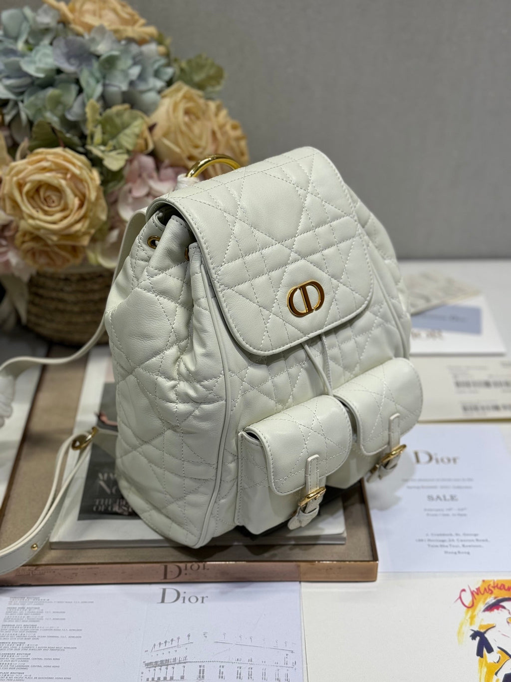 MEDIUM CARO BACKPACK 27 IN WHITE MACROCANNAGE LAMBSKIN