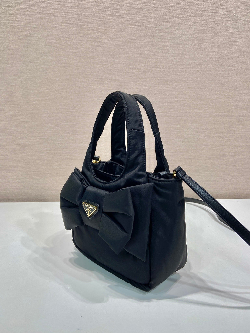 MINI BOW TOTE BAG 18 IN BLACK PADDED NYLON FABRIC