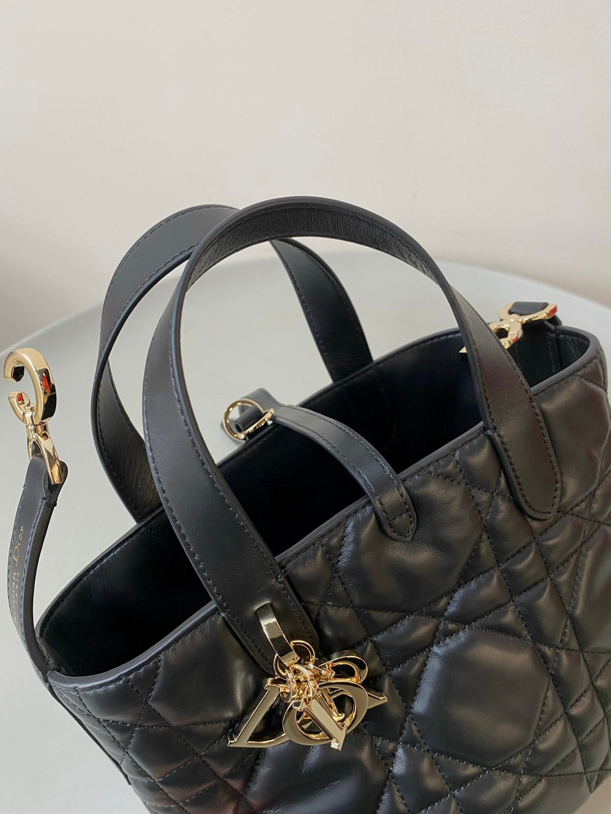 MINI TOUJOURS BUCKET BAG 18 IN BLACK CANNAGE CALFSKIN