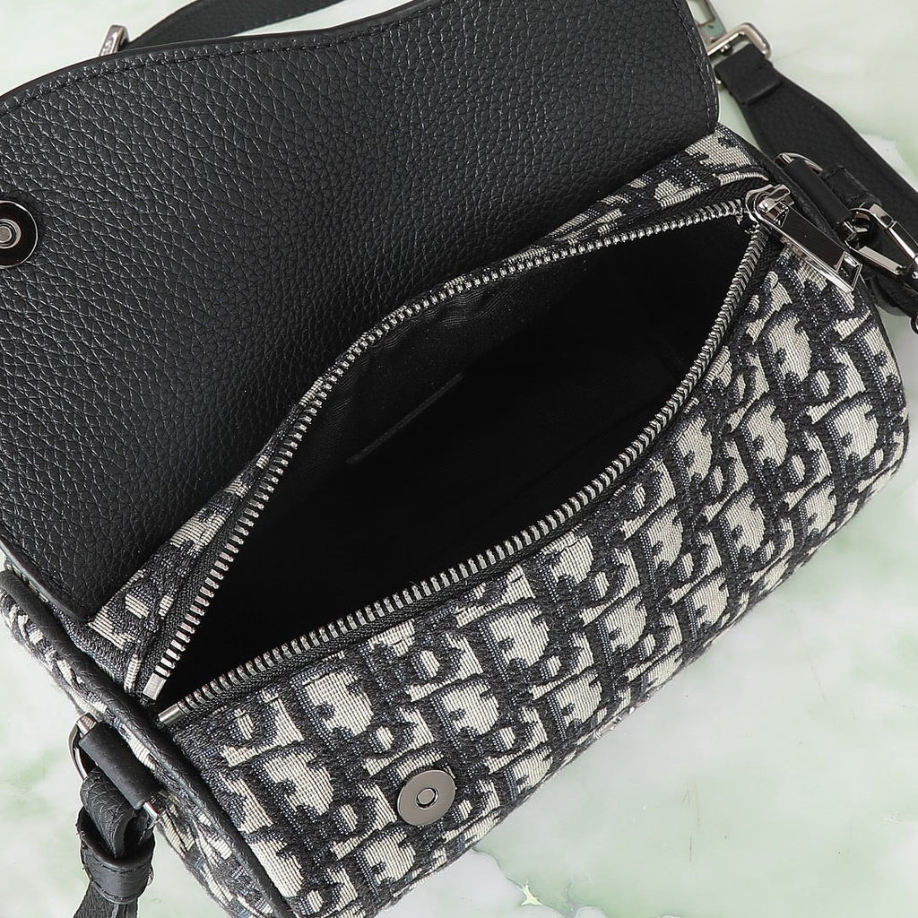 CD Oblique Roller Bag