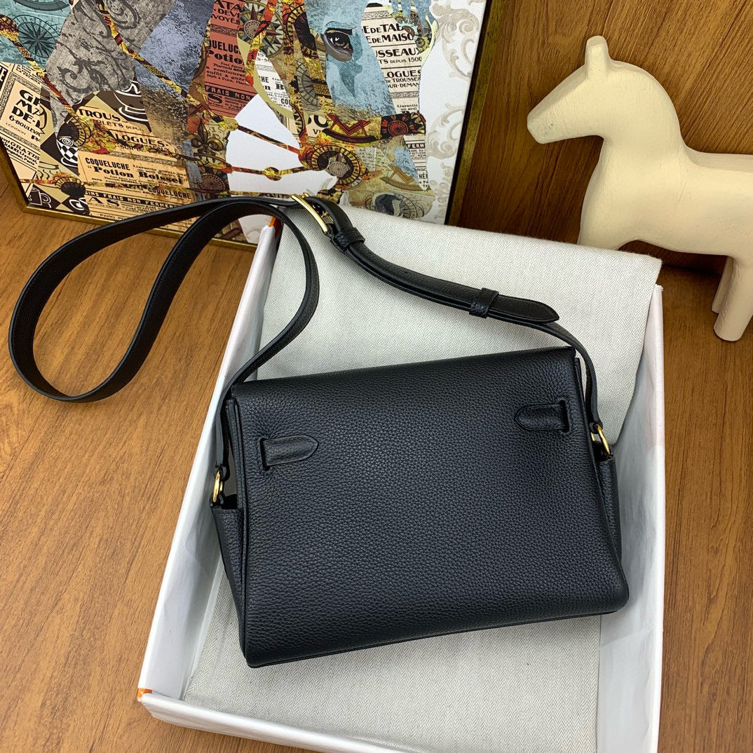 HERM KELLY MESSENGER 25