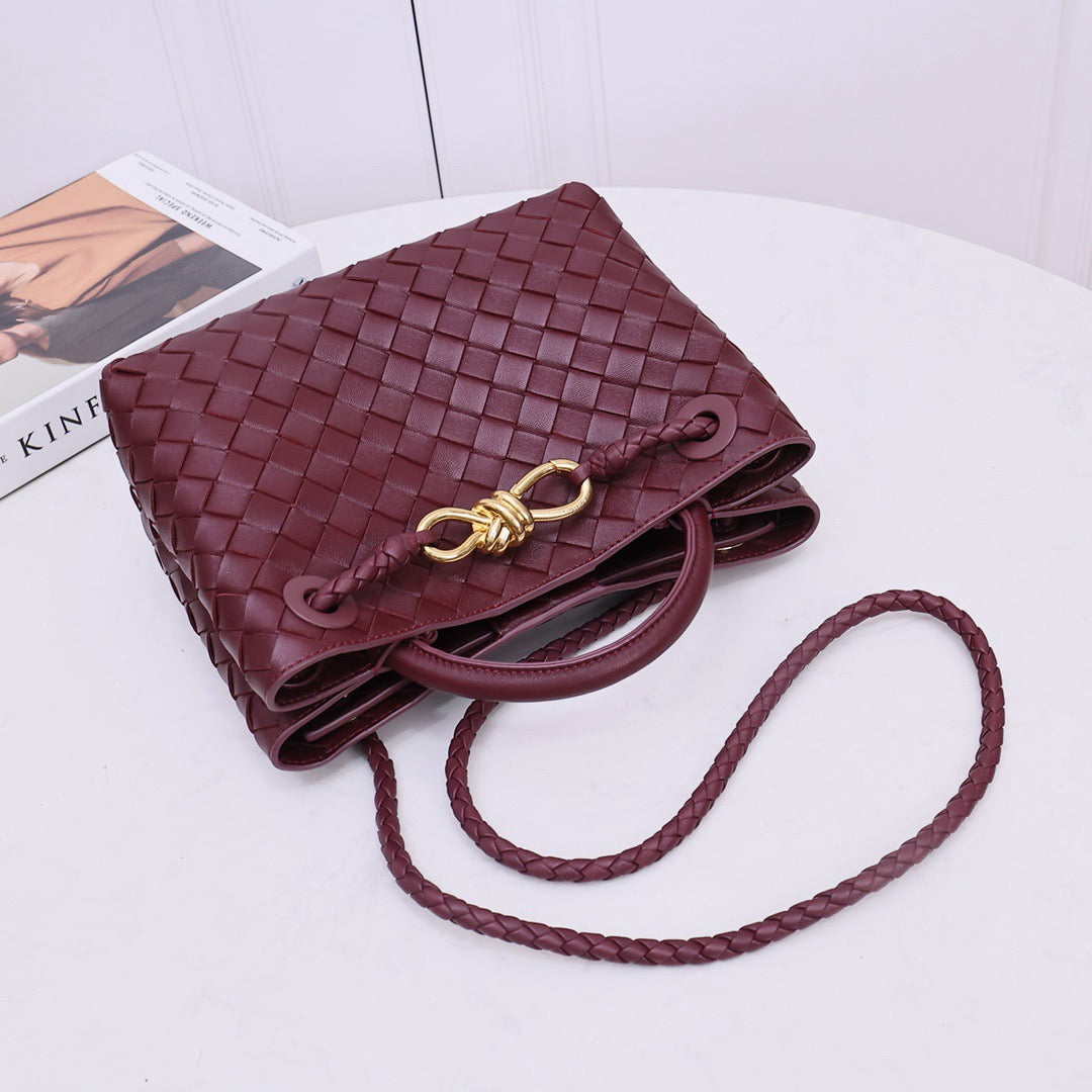 BV SMALL ANDIAMO 25CM DARK RED LAMBSKIN