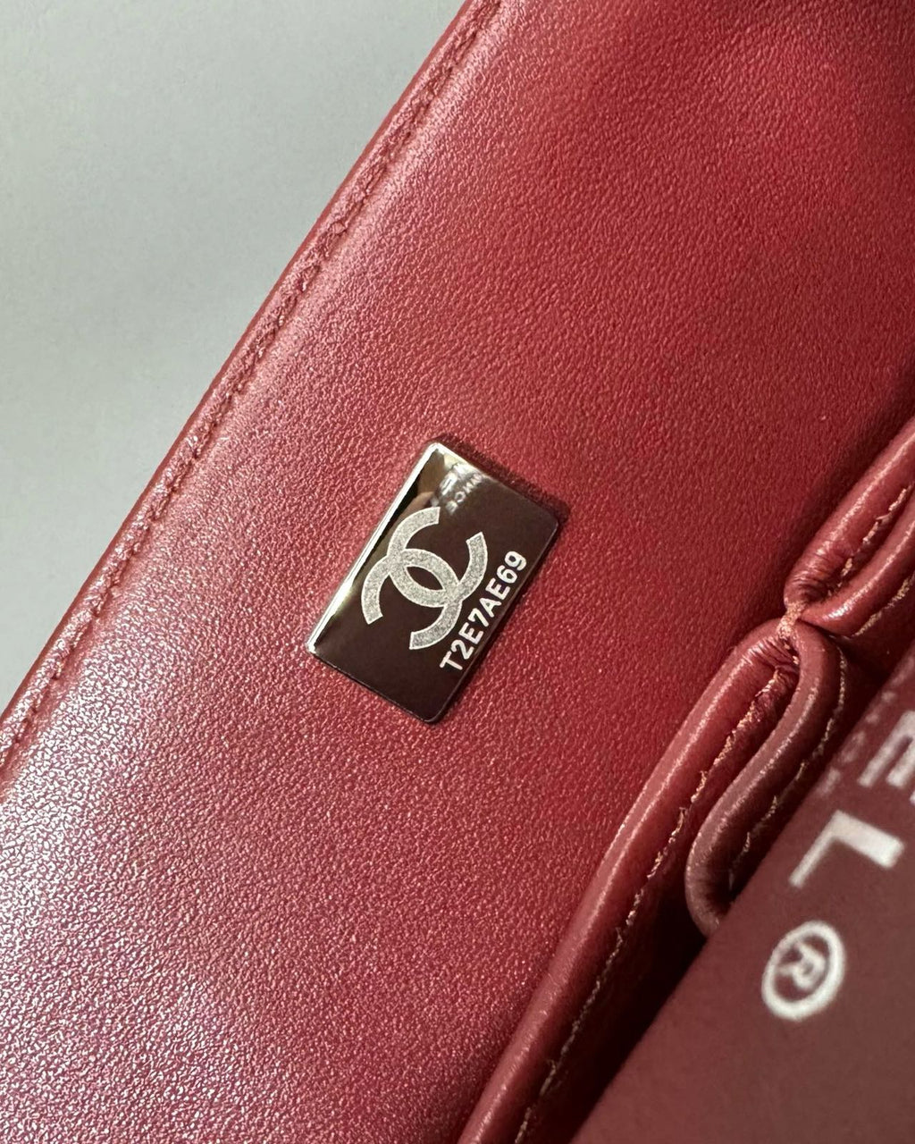 FLAP BAG 25 IN WINE CAVIAR LAMBSKIN SILVER HARDWARE