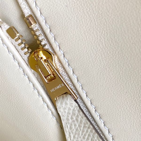 HERM White Constance MM 24cm Epsom Leather Bag