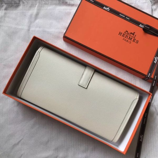HERM Jige Elan 29 Clutch In White Epsom Leather