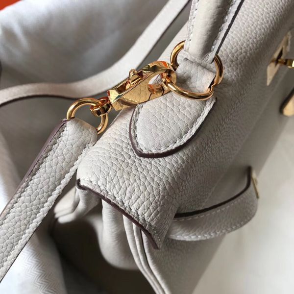 HERM Kelly 32cm Bag In Pearl Grey Clemence Leather GHW