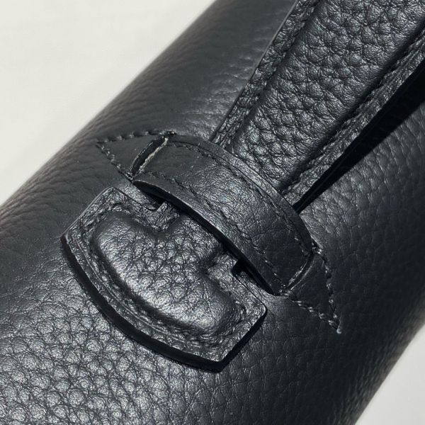HERM Sac a Depeches 38 Briefcase in Black Clemence Leather