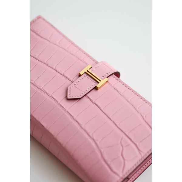 HERM Bearn Long Wallet in Pink Matte Alligator Leather