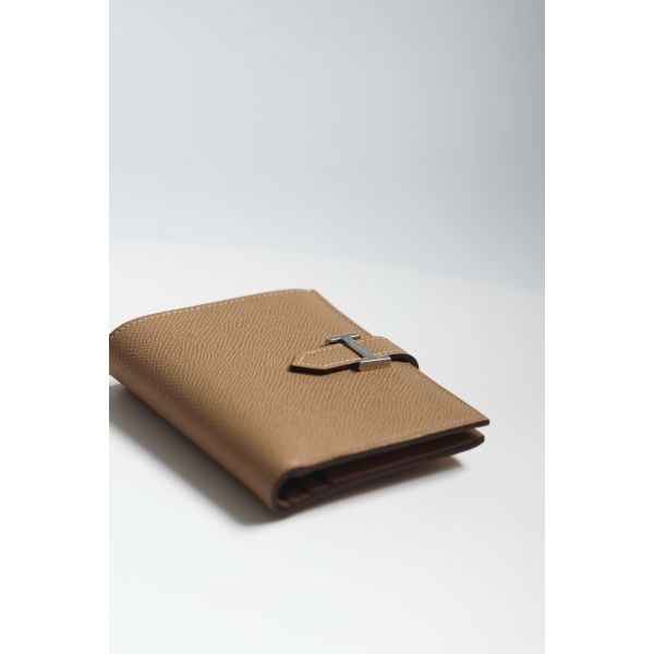 HERM Bearn Compact Handmade Wallet in Chai Epsom Calfskin