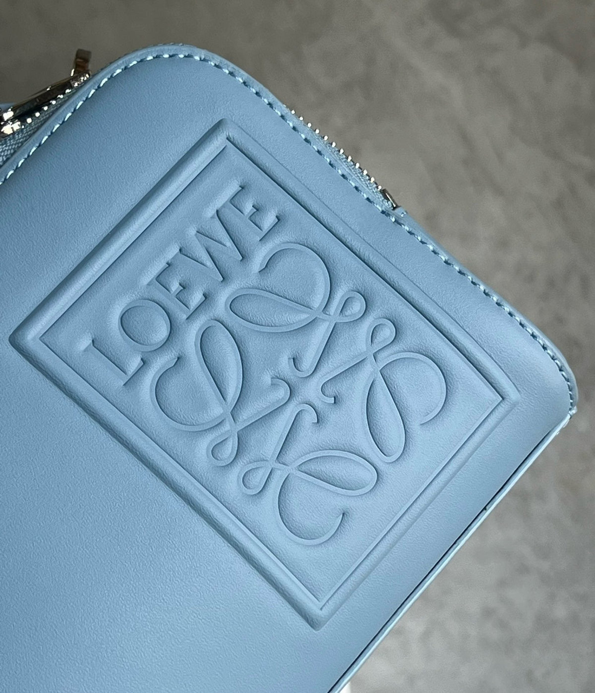 LO Messenger Bag