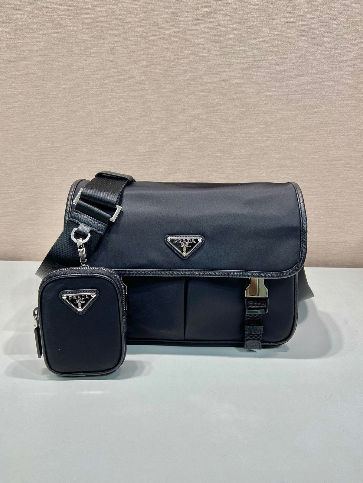 PRA Messenger Bag
