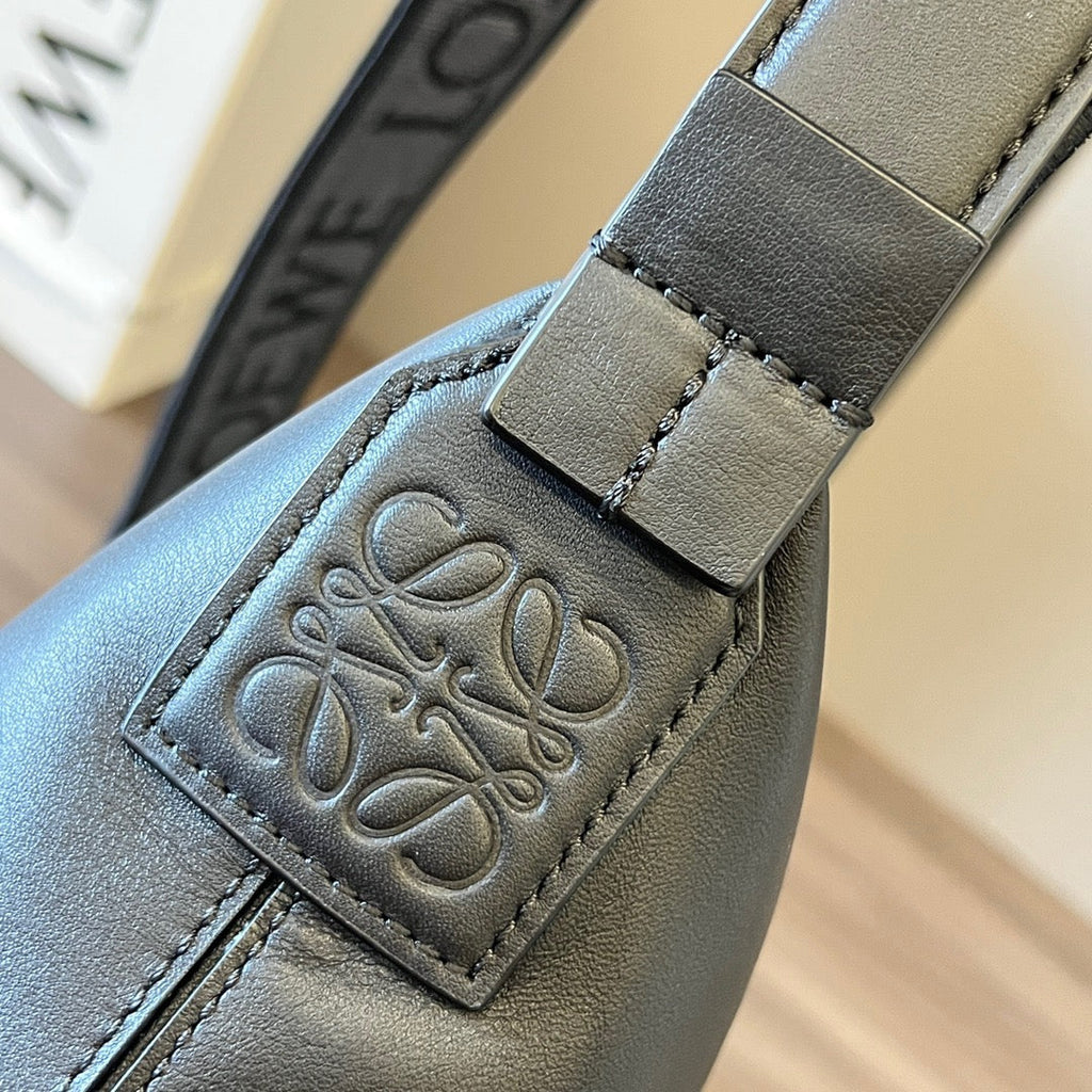 LO Messenger Bag