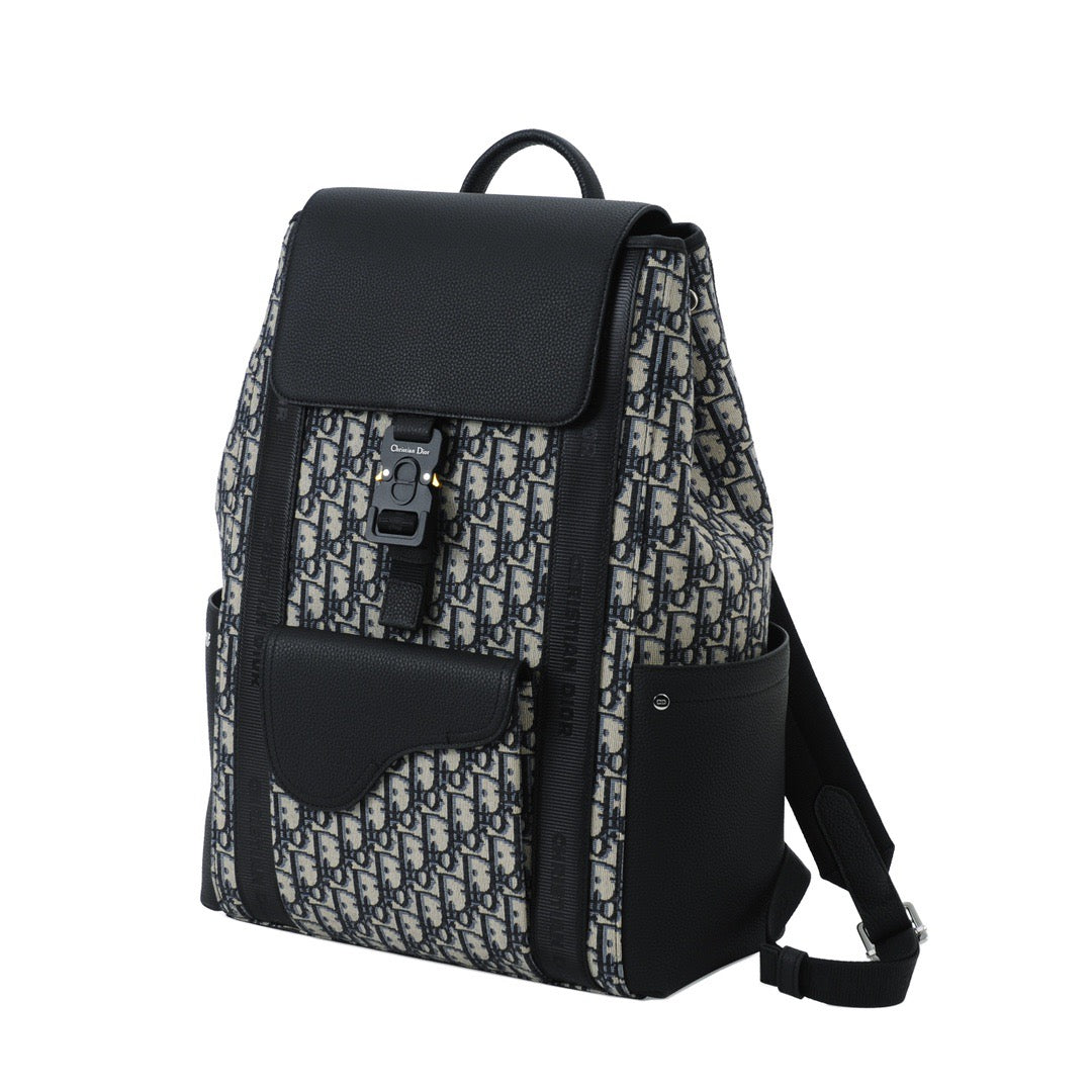 DIO Oblique Backpack