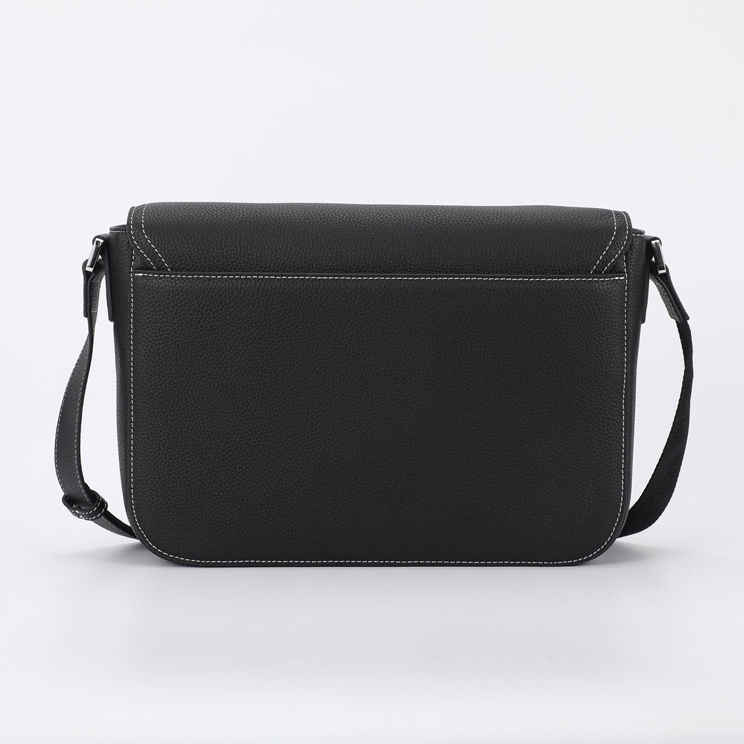 DIO Saddle Messenger Bag