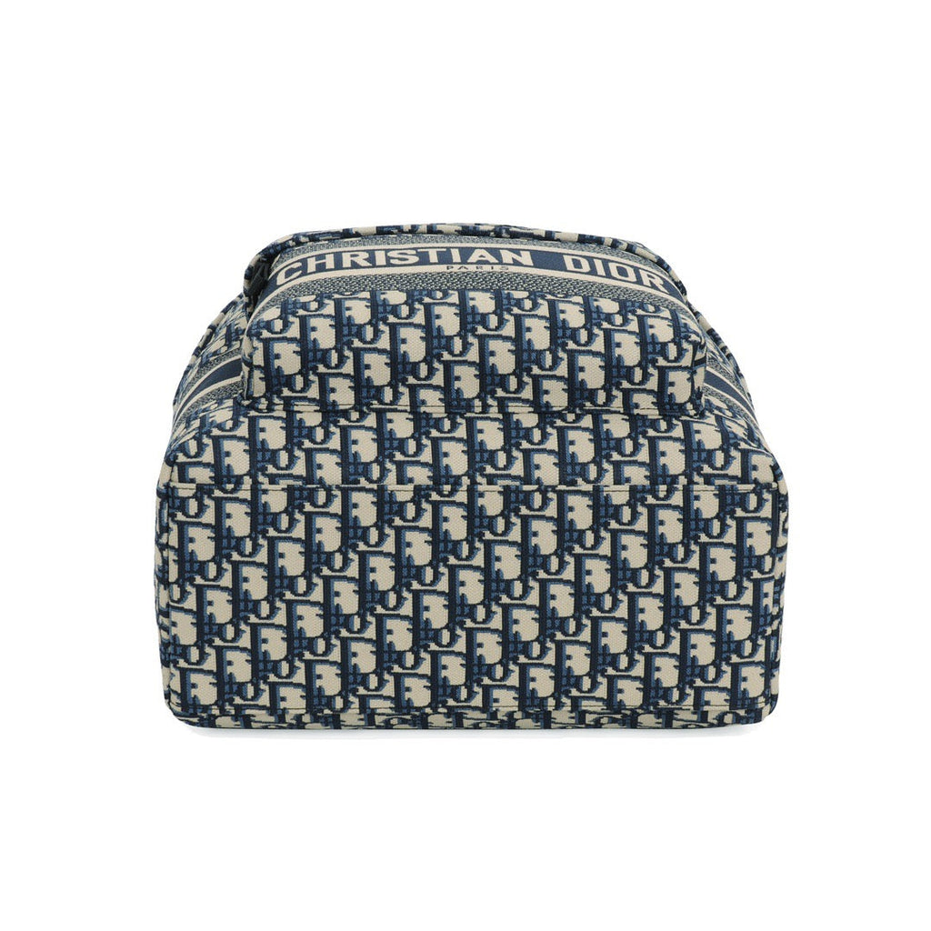 DIO Travel Oblique Backpack