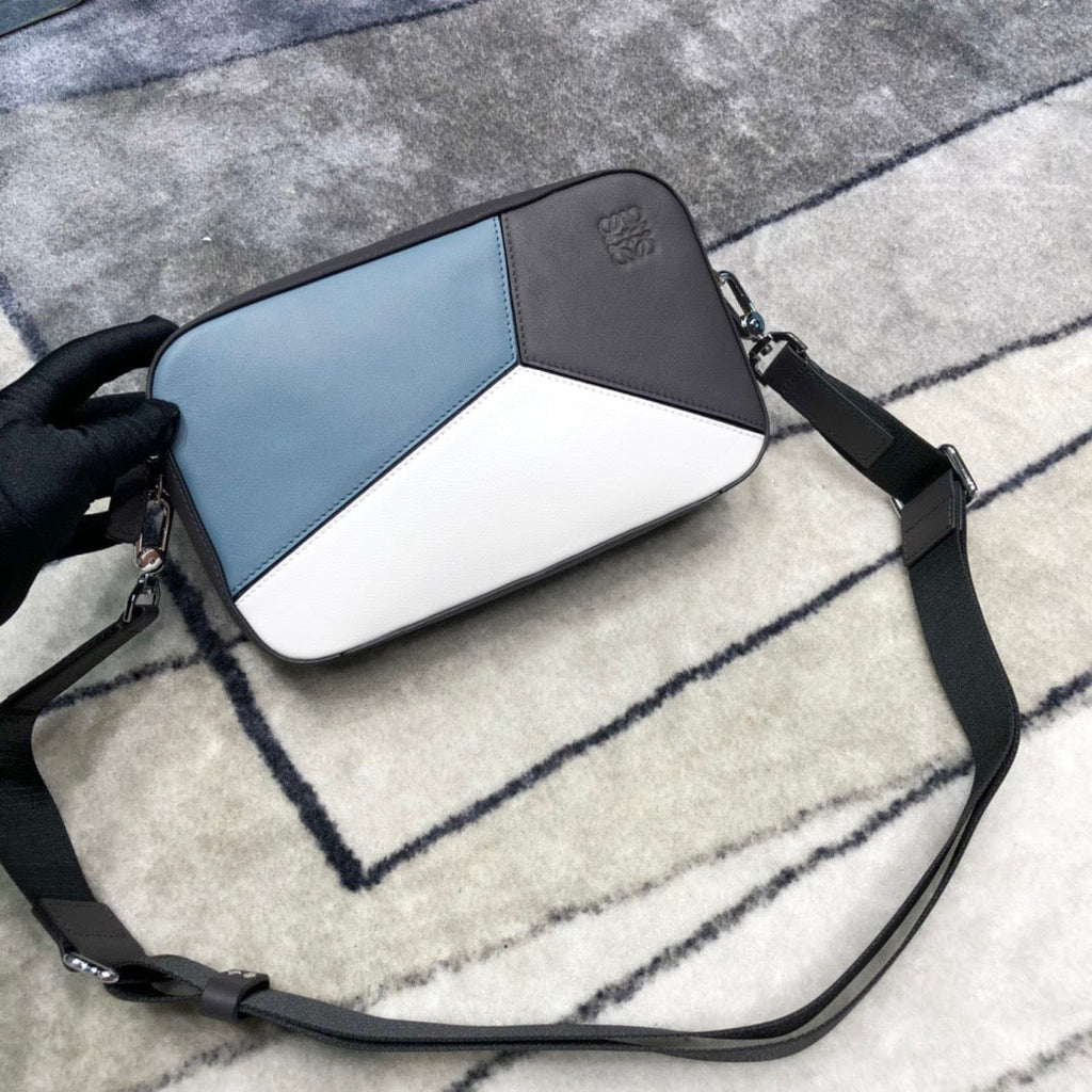 LO Messenger Bag